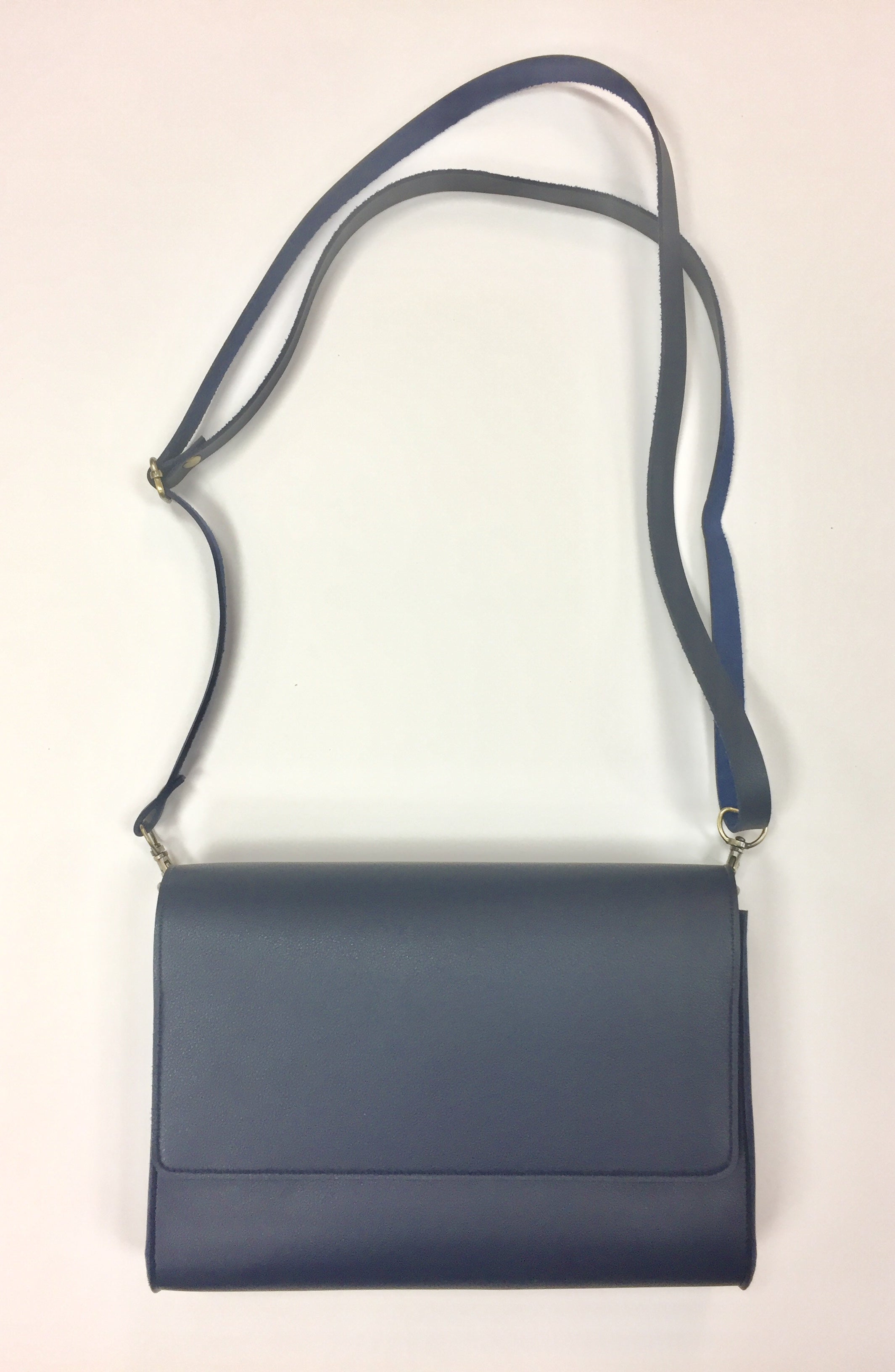 Crossbody handbag - vegan leather